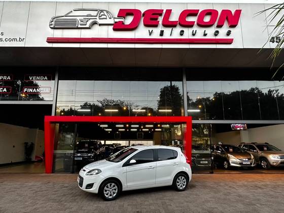 FIAT PALIO 1.0 MPI ATTRACTIVE 8V FLEX 4P MANUAL FIAT PALIO 1.0 MPI ATTRACTIVE 8V FLEX 4P MANUAL